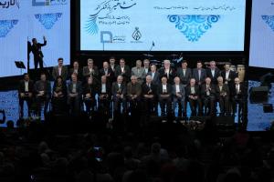تجلیل از دکتر محمود عباسی در جشنواره مشاهیر پزشکی کشور